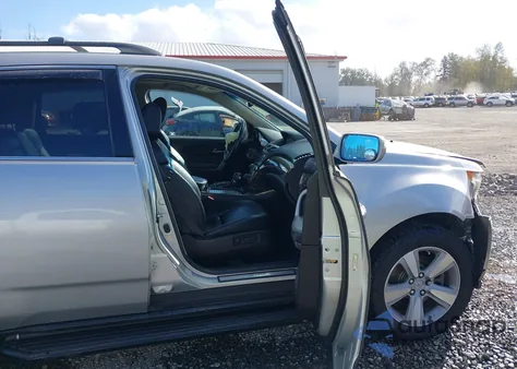 2013 Acura Mdx Technology Package z USA, uszkodzony, nr VIN 2HNYD2H39DH511672